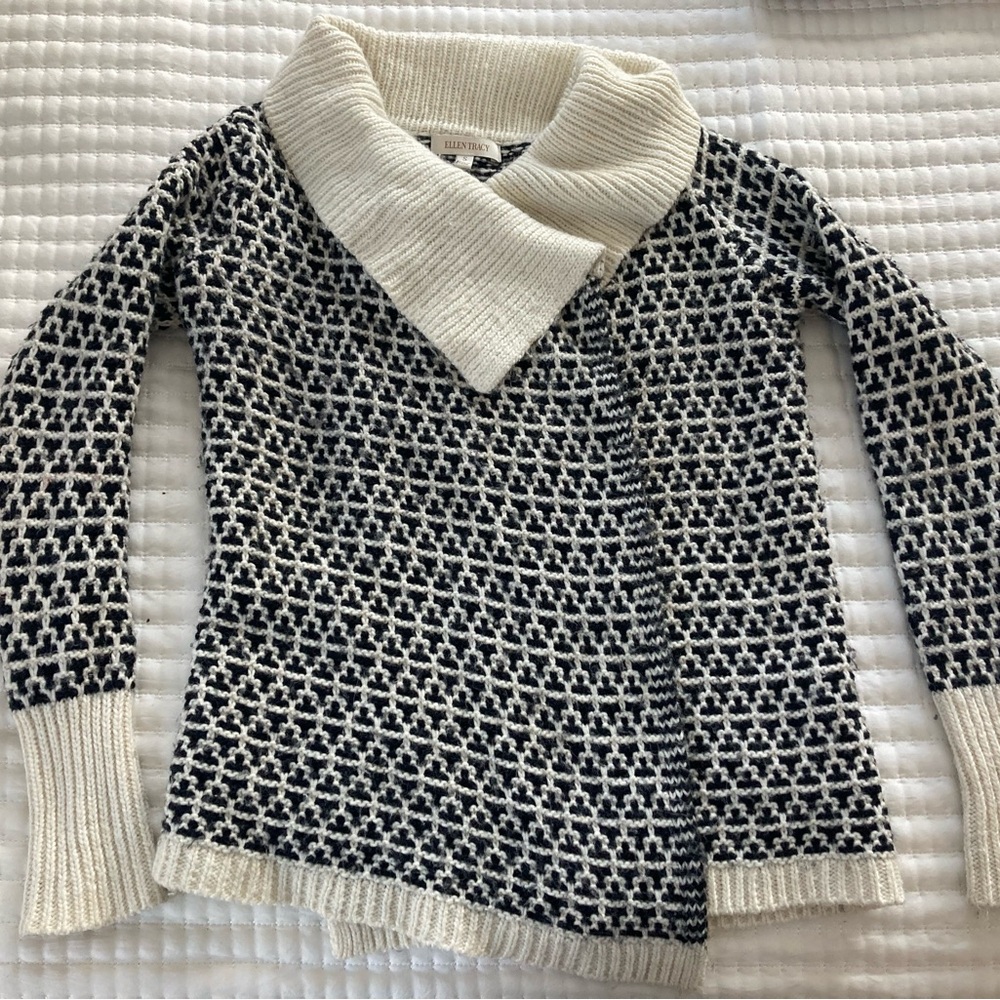 Ellen Tracy Wool Blend maternity-friendly Sweater